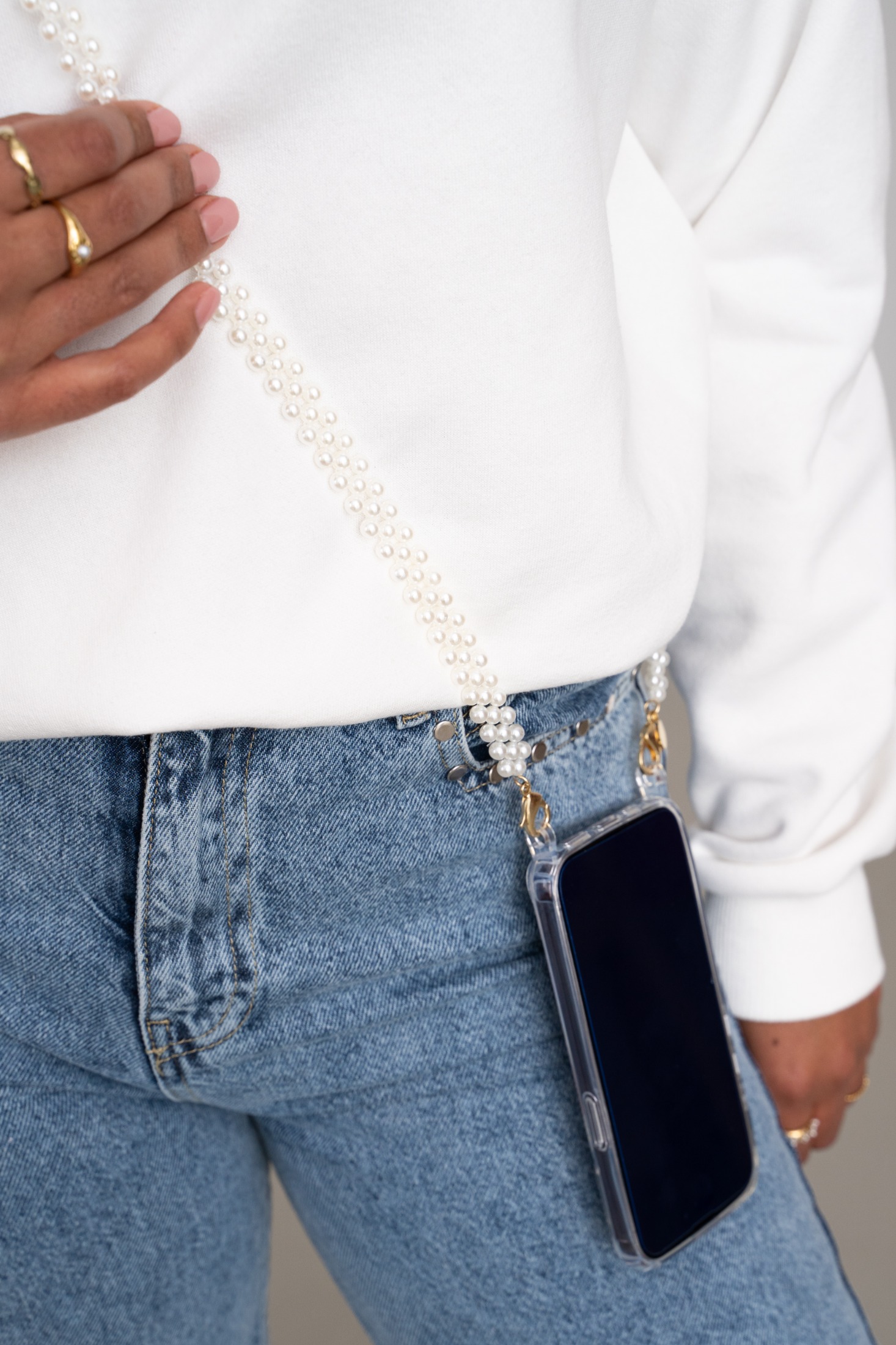Phone cord with small pearls | My Jewellery