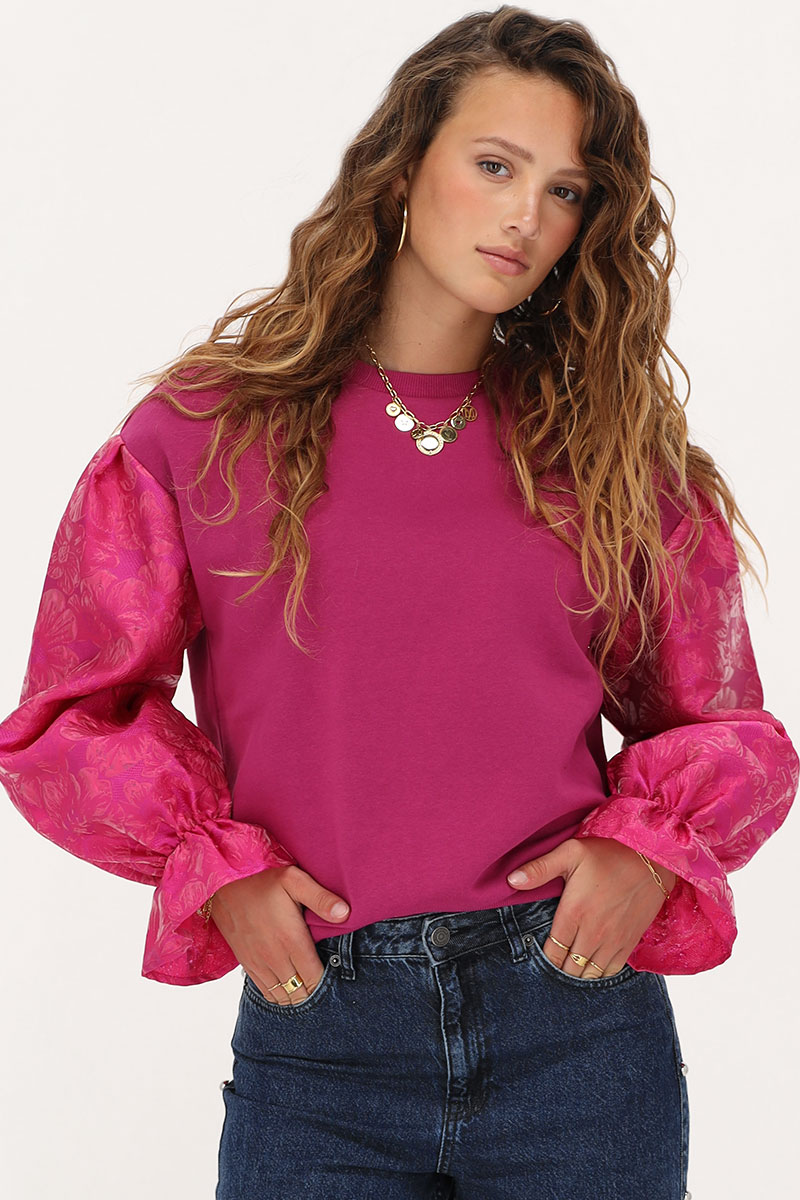 Pink sweater with jacquard sleeves | My Jewellery