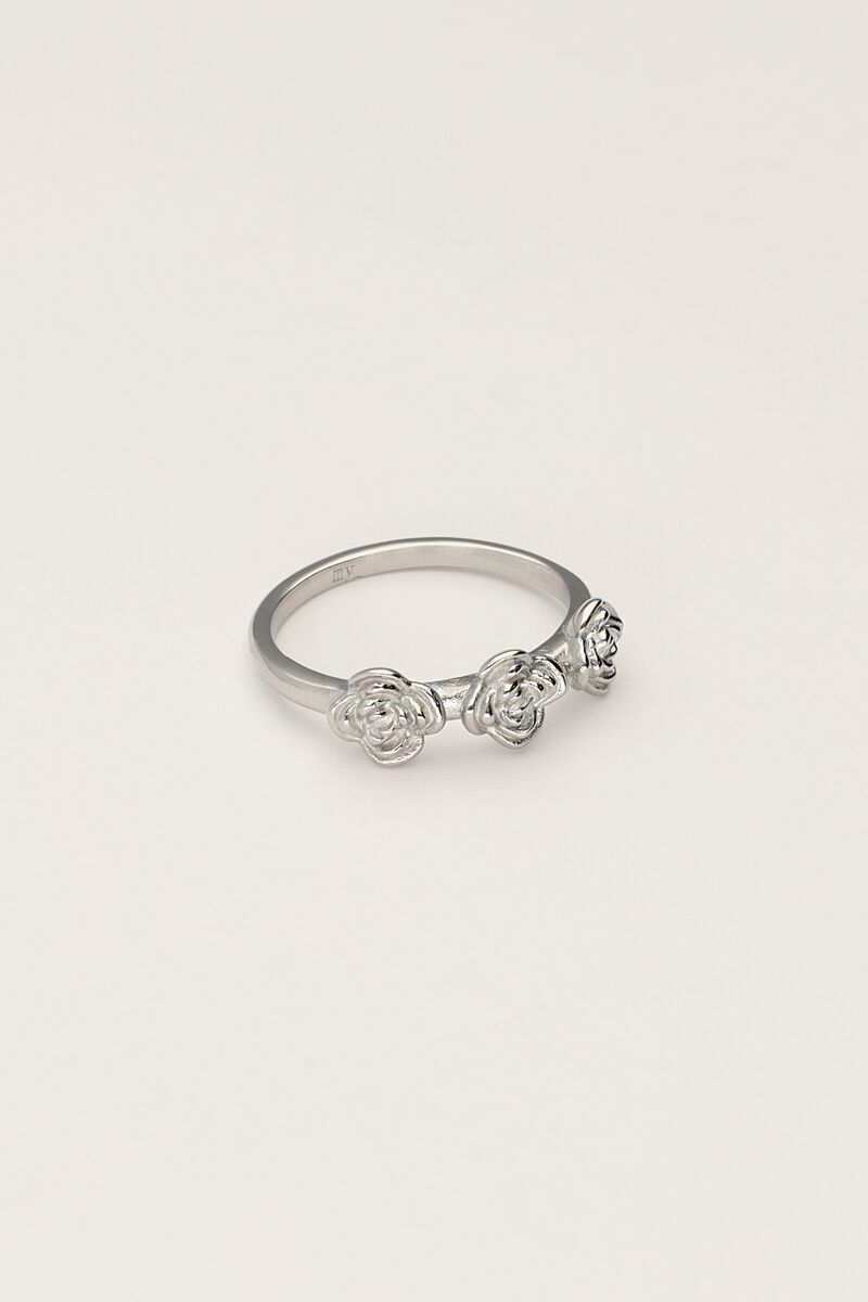Vintage ring with 3 roses | My Jewellery