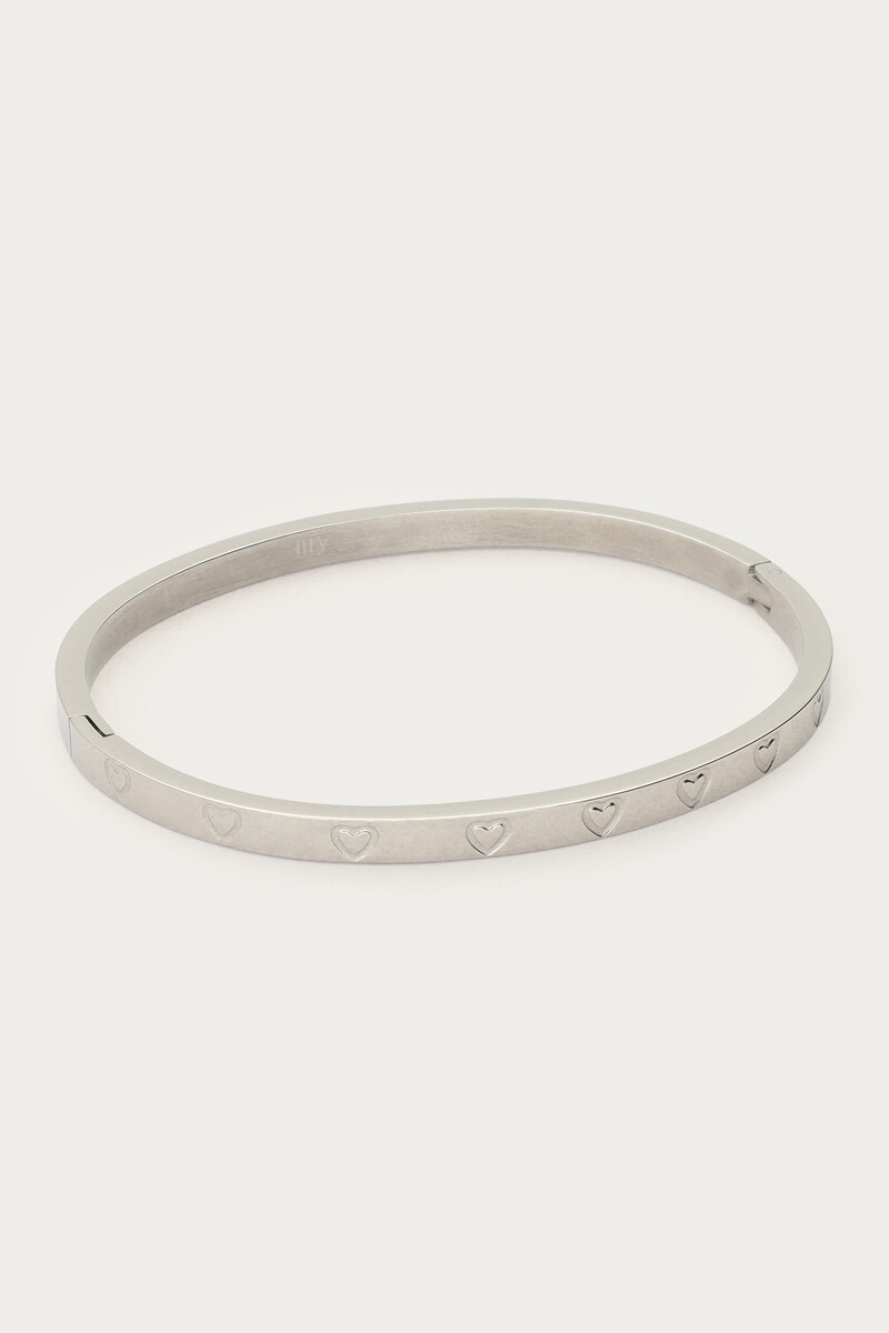 Bangle with engraved hearts | My Jewellery