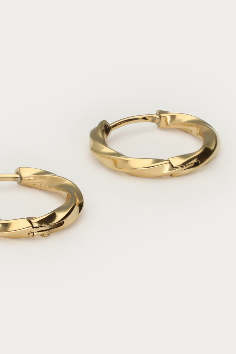 Basic twisted earrings | My Jewellery