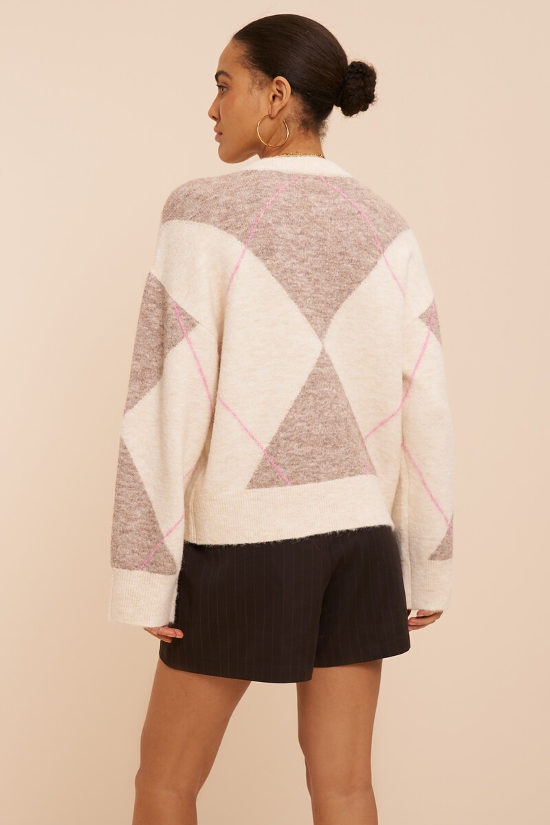 Beige argyle sweater | My Jewellery