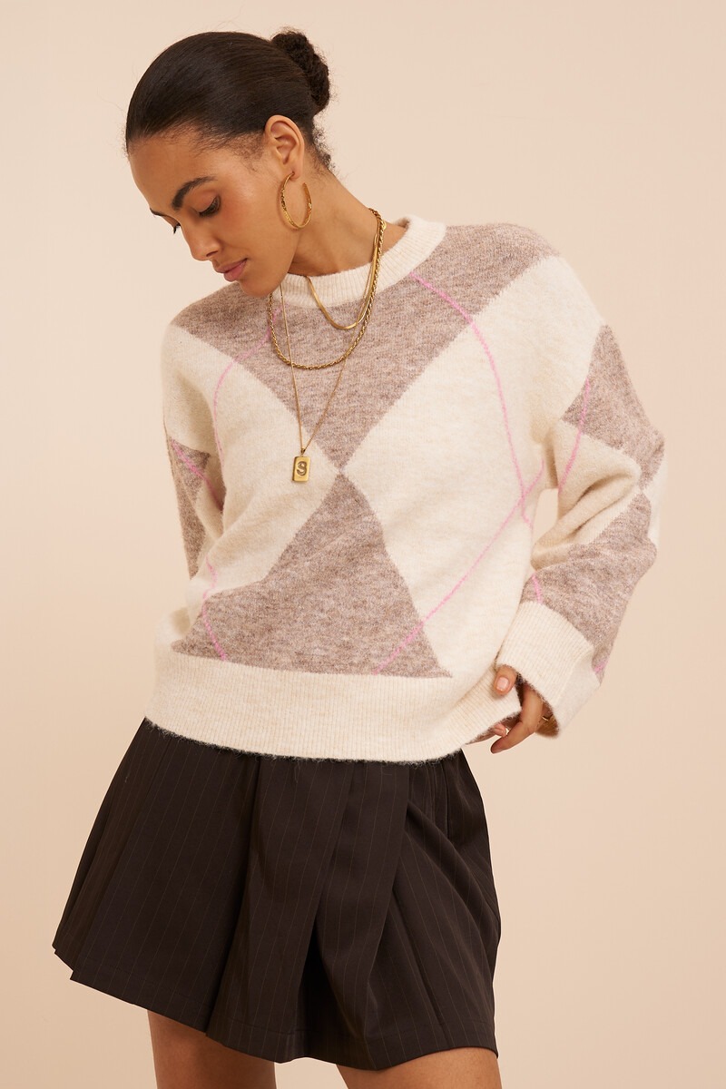 Beige argyle sweater | My Jewellery
