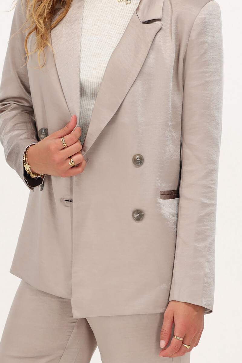 Beige double-breasted blazer in satin | My Jewellery