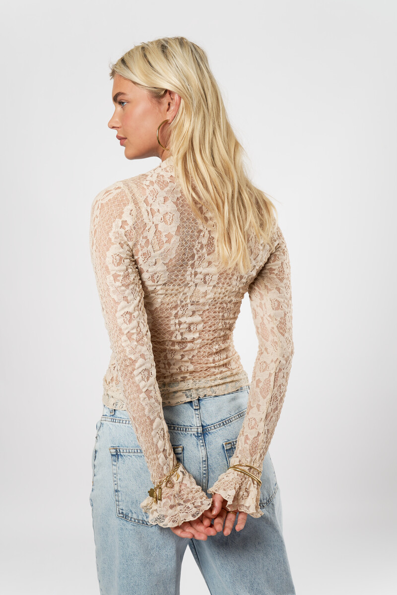 Beige lace top with cuff | My Jewellery