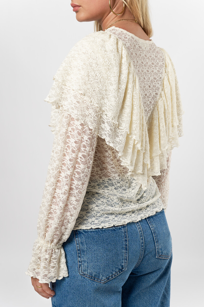 Beige lace top with ruffles | My Jewellery