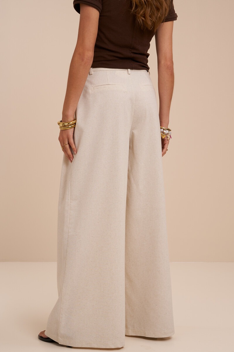 Beige linen look trousers with pleats | My Jewellery