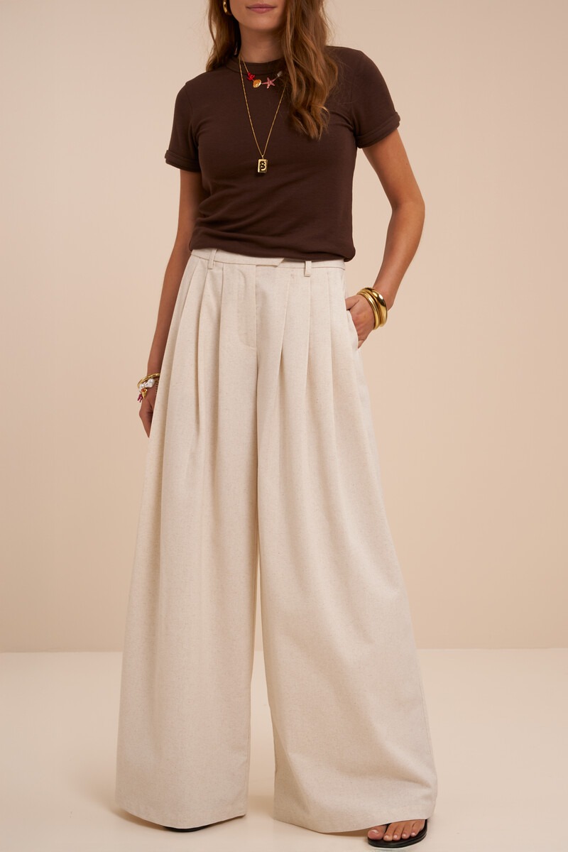 Beige linen look trousers with pleats | My Jewellery
