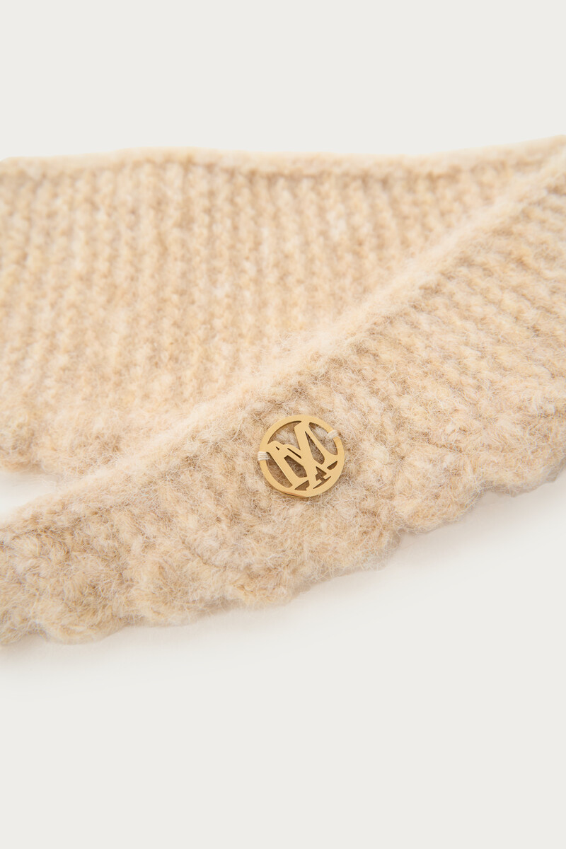 Beige mini knitted scarf with scalloped edge | My Jewellery