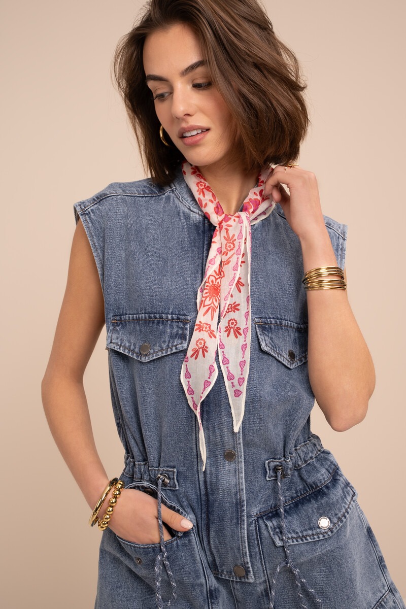 Beige scarf with red pink paisley print | My Jewellery