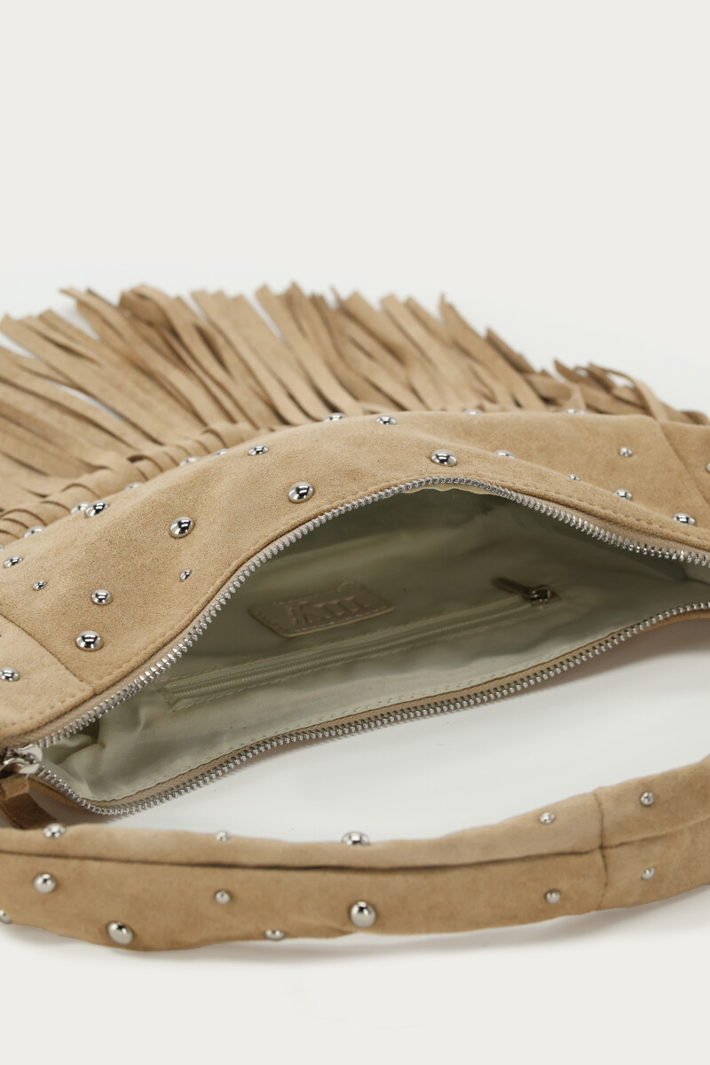 Beige shoulder bag with fringes and studs | My Jewellery