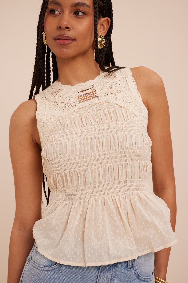 Beige sleeveless top with crochet and open back | My Jewellery