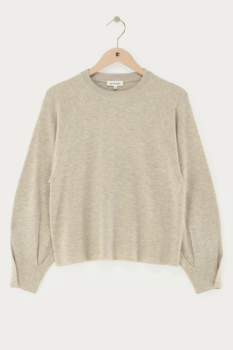Beige sweater with barrel sleeves | My Jewellery