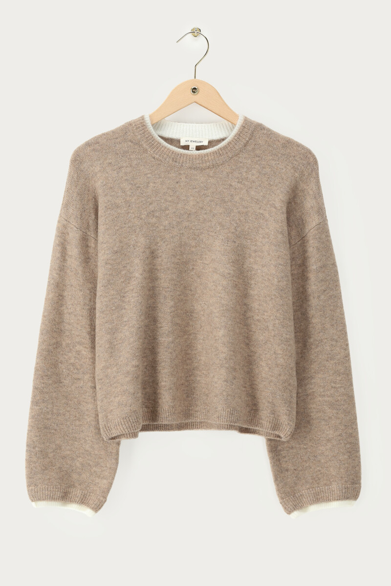Beige sweater with contrasting neckline | My Jewellery