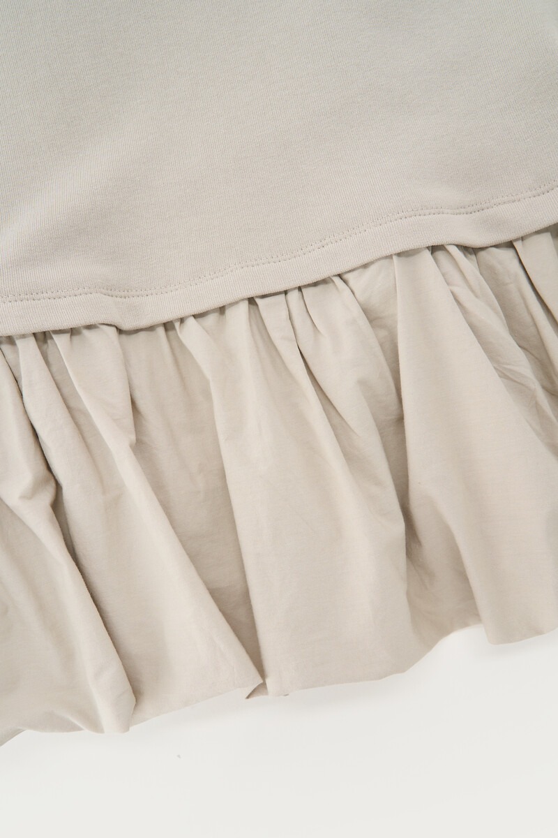 Beige T-shirt dress in balloon look | My Jewellery