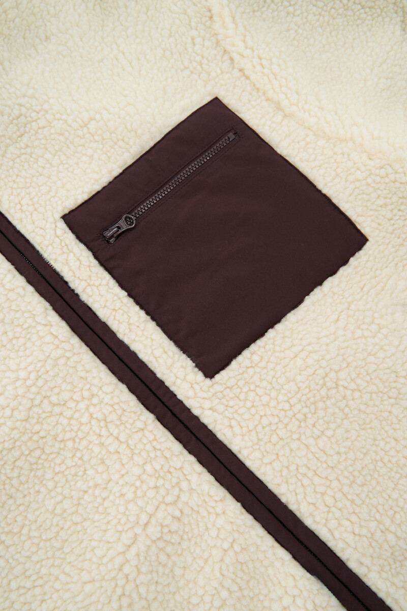 Beige teddy jacket with brown details | My Jewellery