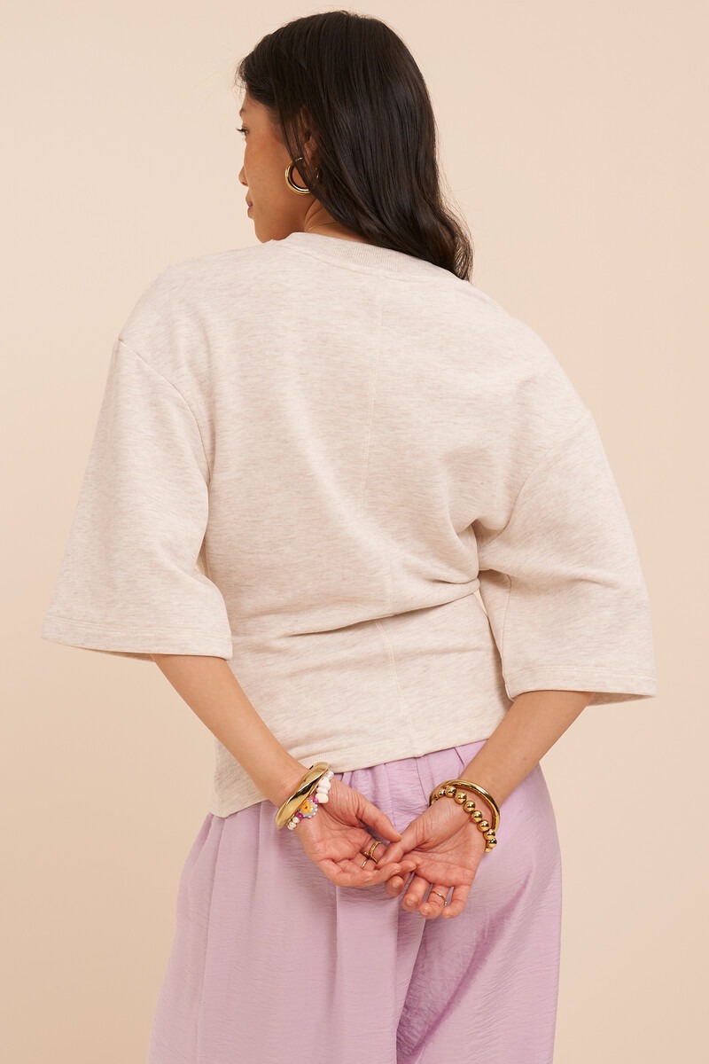 Beige top with short sleeves and pleats | My Jewellery