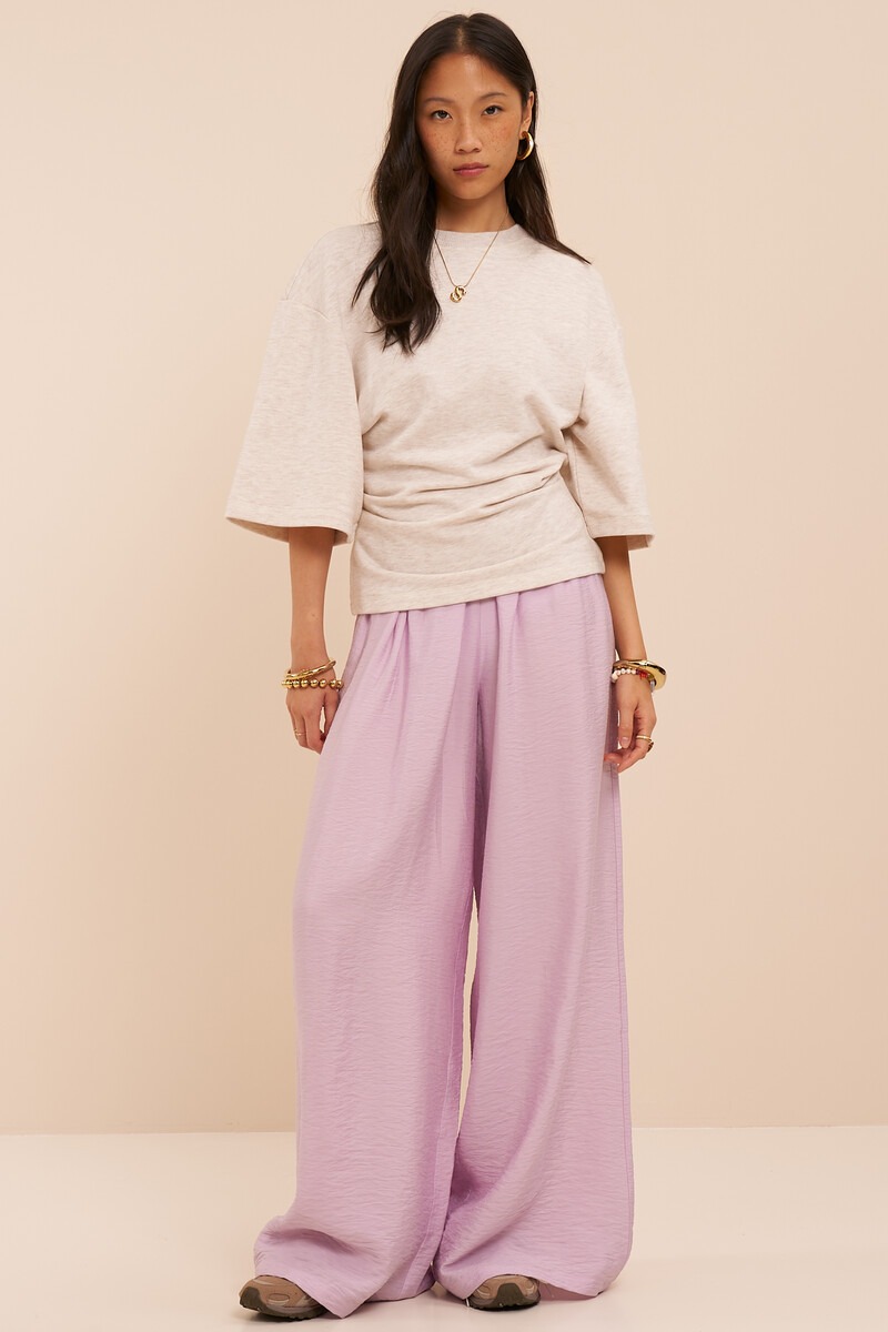 Beige top with short sleeves and pleats | My Jewellery