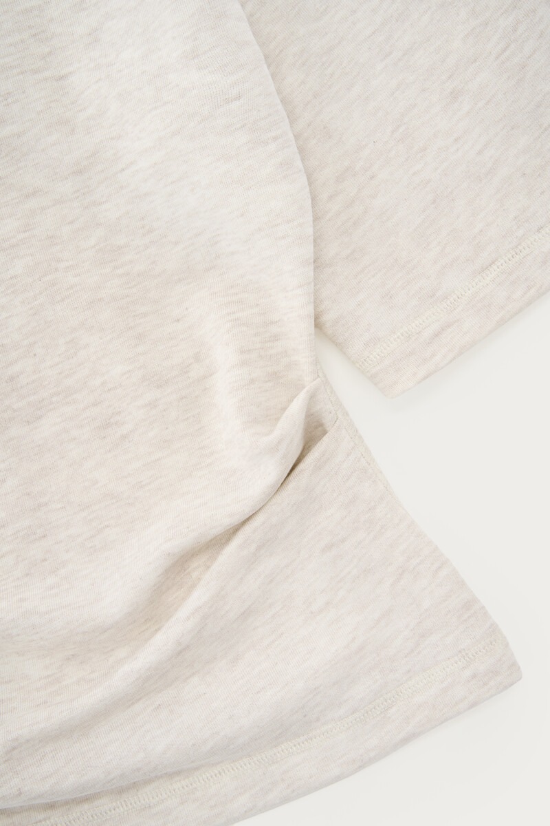 Beige top with short sleeves and pleats | My Jewellery