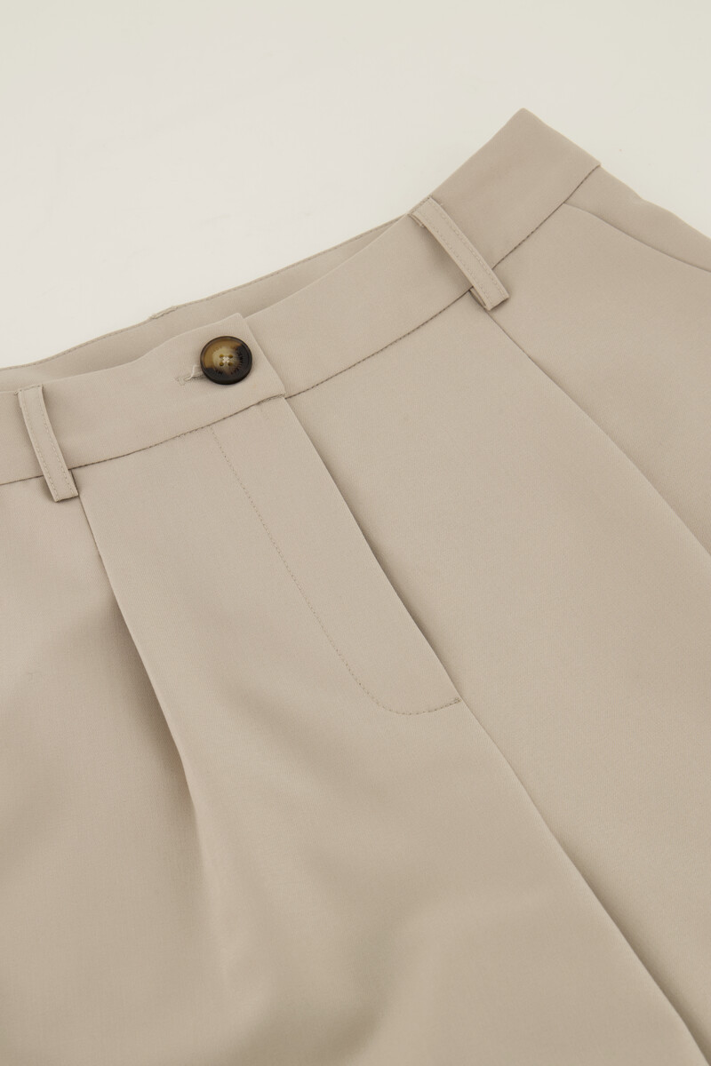 Beige wide-leg trousers with pleats | My Jewellery