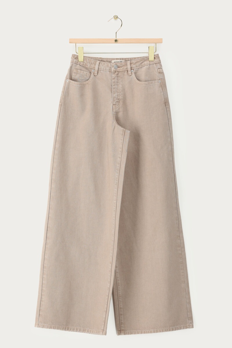 Beige wide leg jeans | My Jewellery