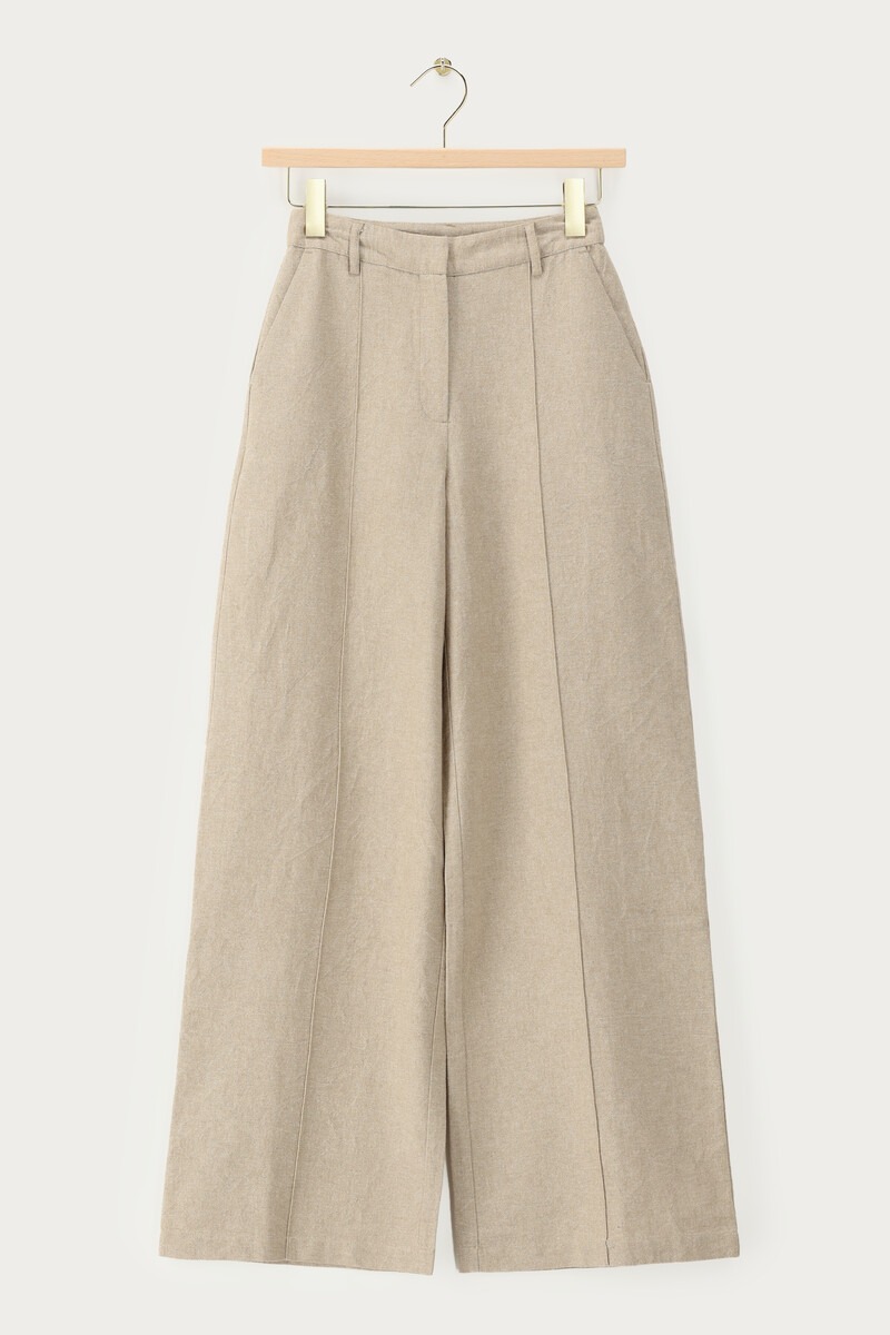 Beige wide leg trousers with pintuck | My Jewellery