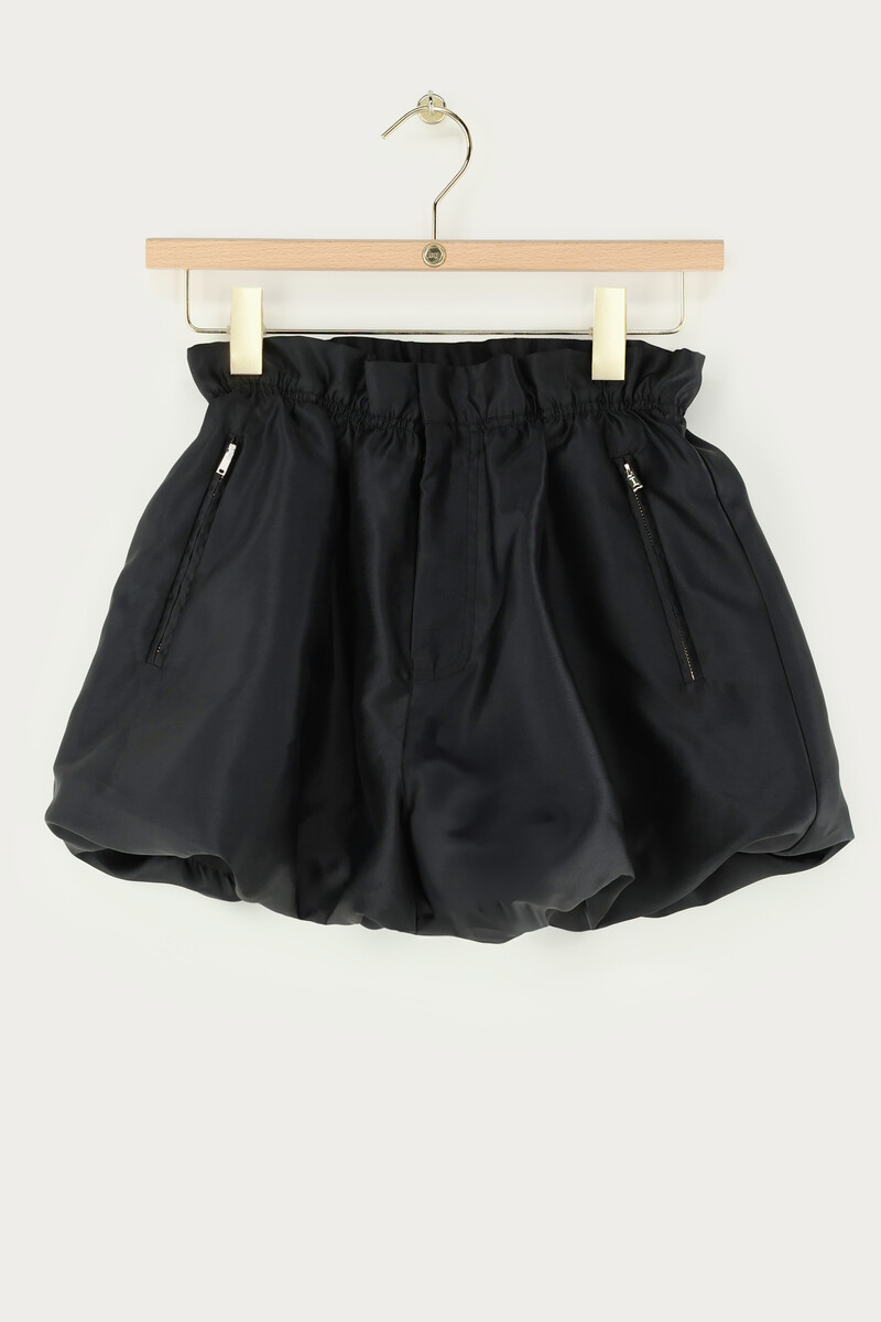 Black balloon shorts | My Jewellery