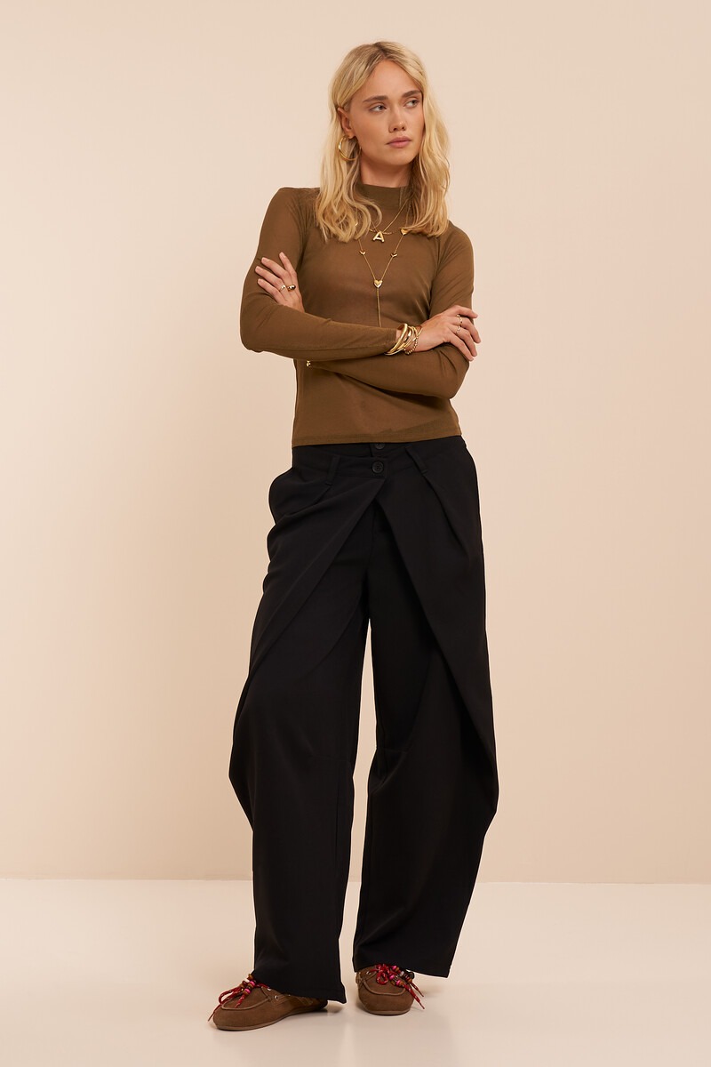 Black barrel trousers with double fastening | My Jewellery