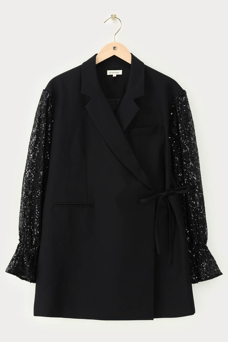 Black blazer dress with lace puff sleeves | My Jewellery