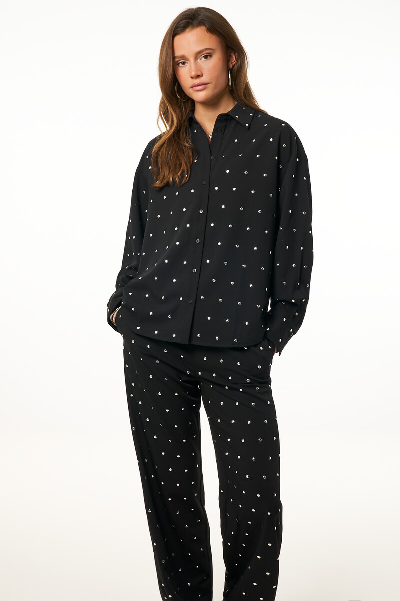 Black blouse with silver-coloured studs | My Jewellery