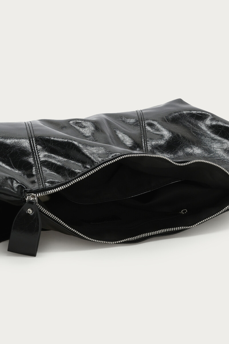 Black crossbody lacquer bag | My Jewellery