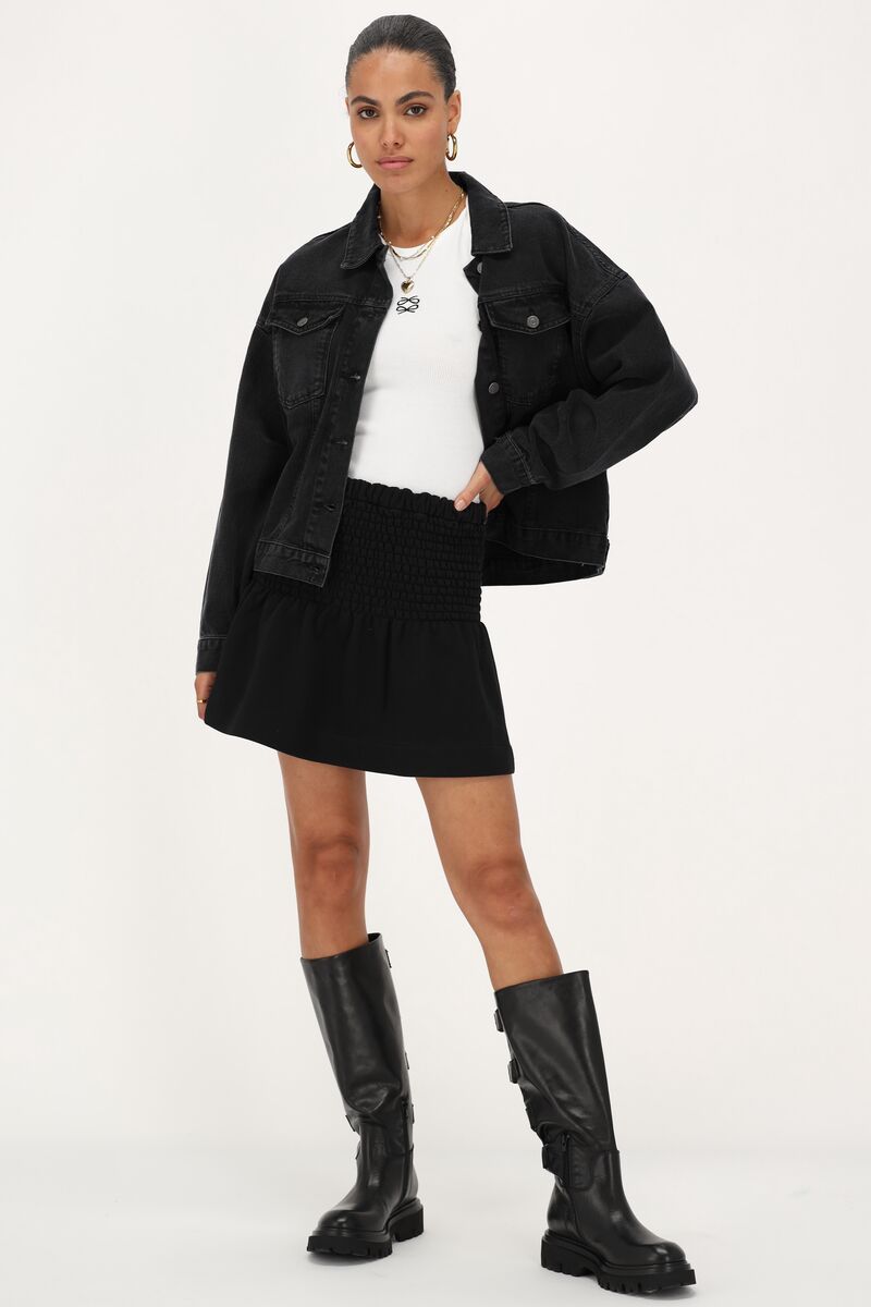 Black mini skirt with elastic band | My Jewellery