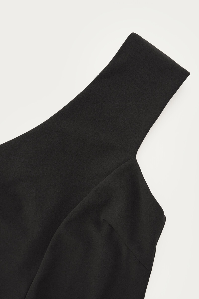 Black one-shoulder jumpsuit | My Jewellery