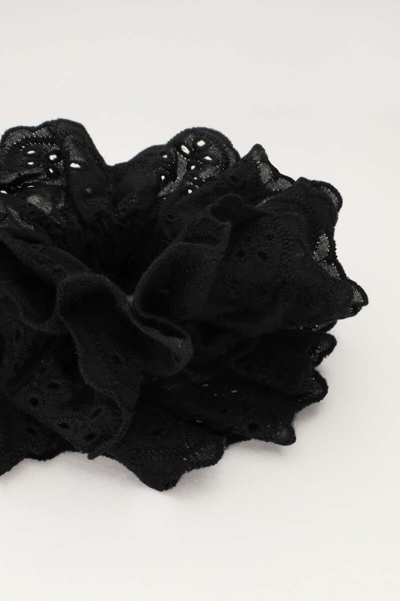 Black scrunchie with embroidery | My Jewellery