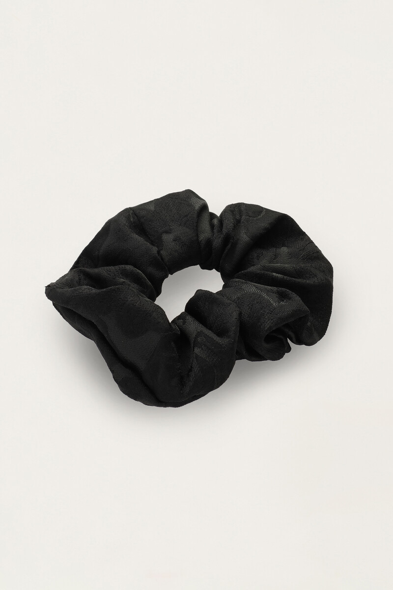 Black scrunchie with jacquard | My Jewellery
