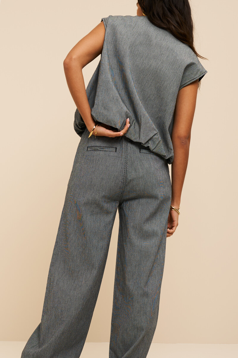 Black striped trousers with pintuck | My Jewellery