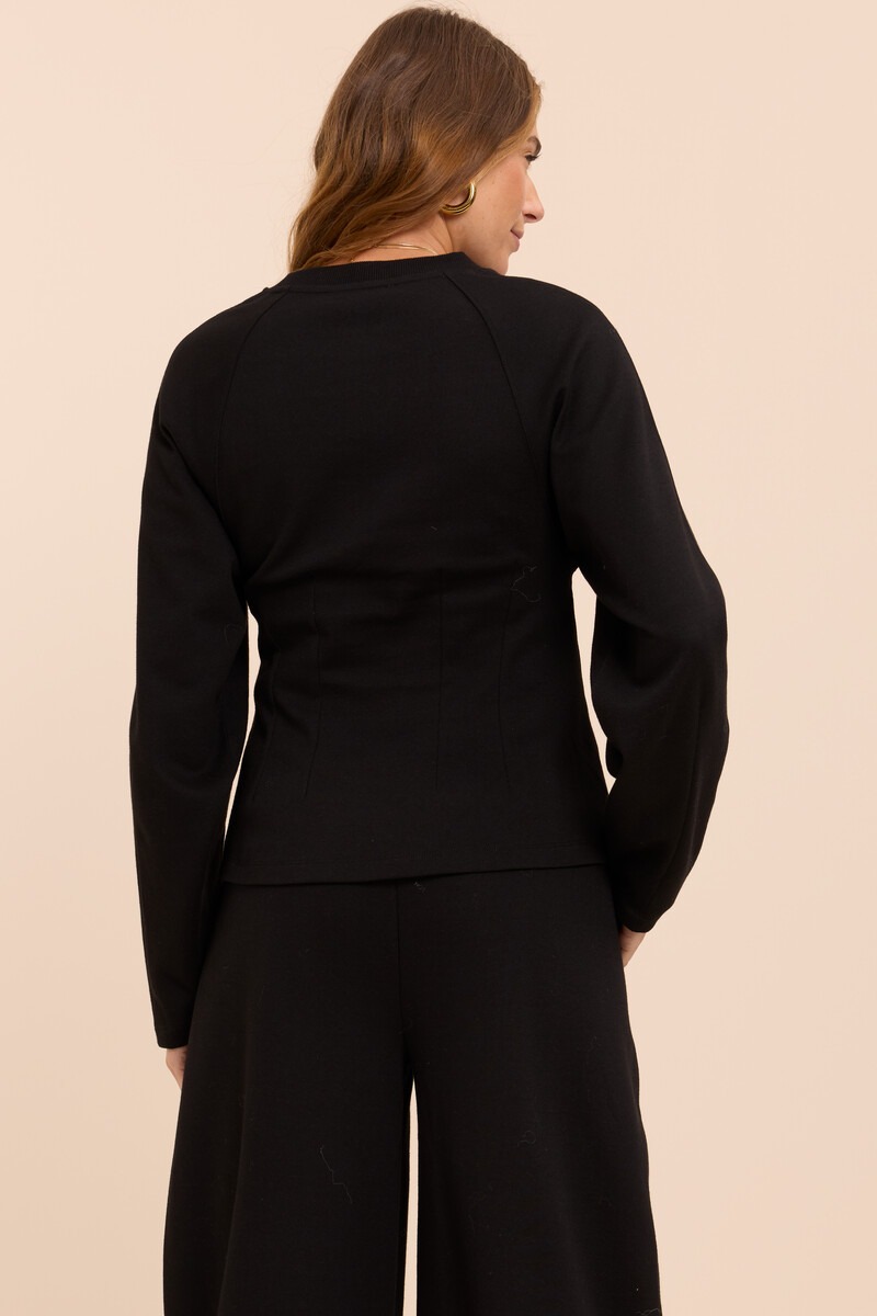 Black sweater with barrel sleeves | My Jewellery