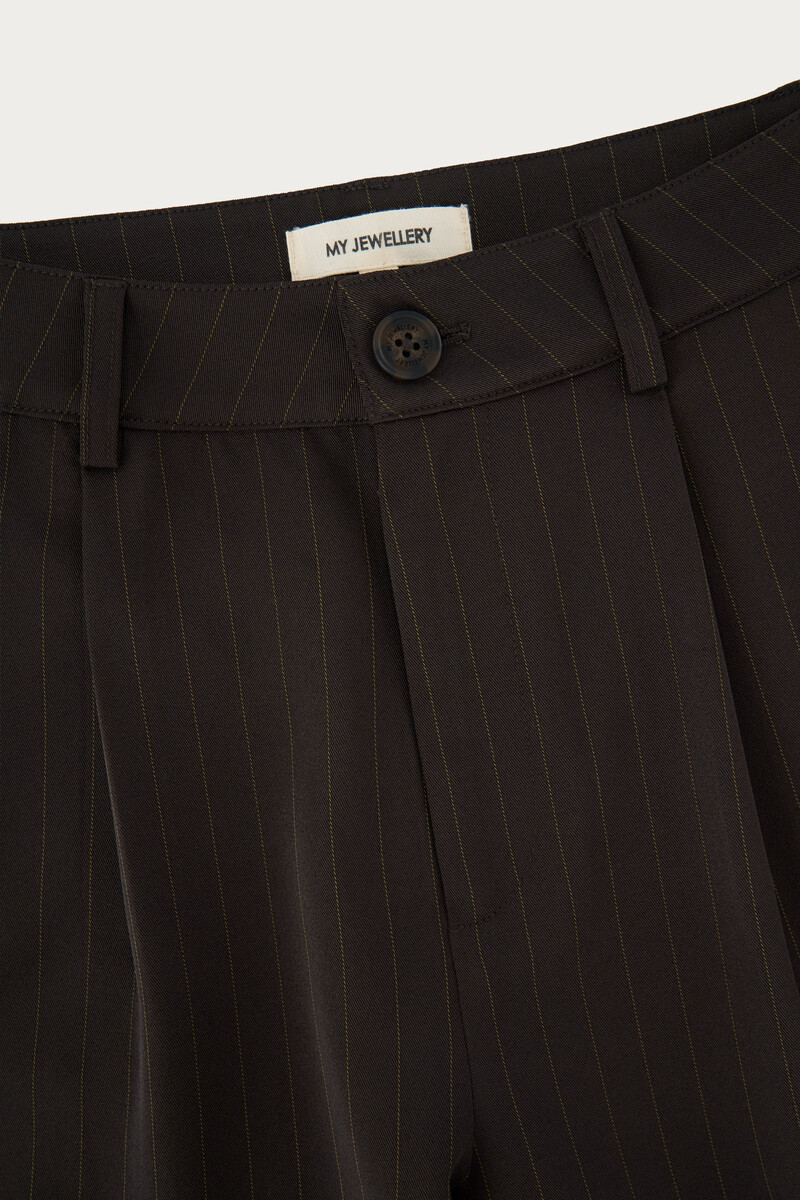 Brown barrel trousers with pinstripes | My Jewellery
