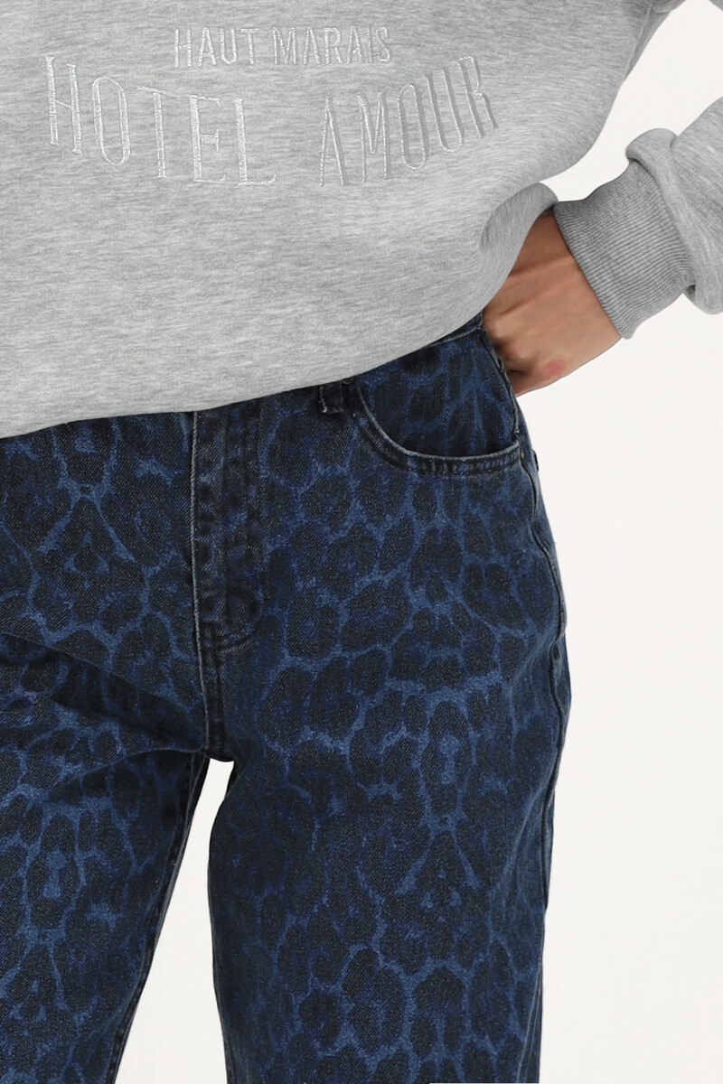 Blue denim jeans with leopard print | My Jewellery