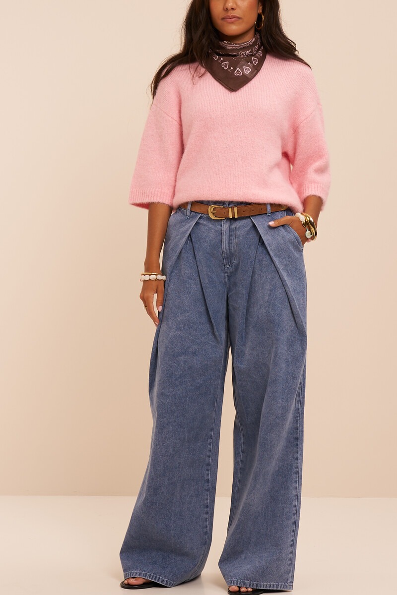 Blue denim trousers with pleats | My Jewellery
