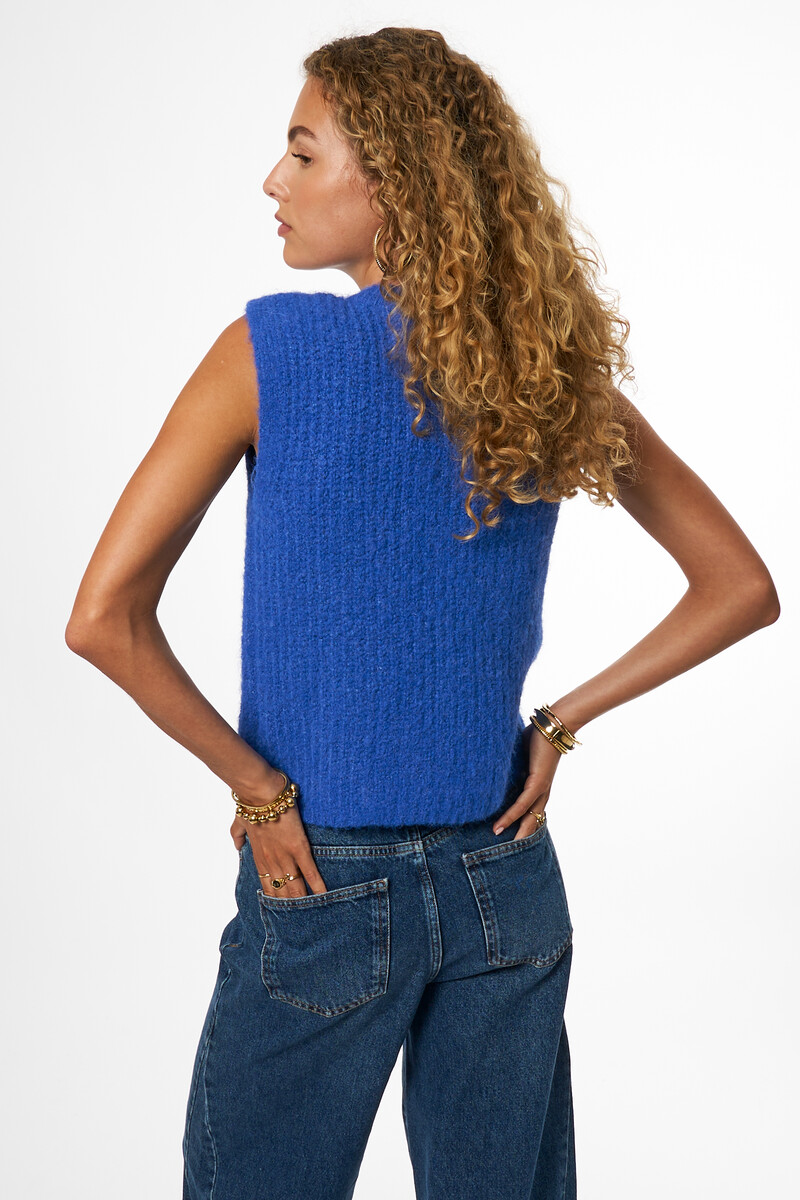 Blue knitted gilet with heart buttons | My Jewellery