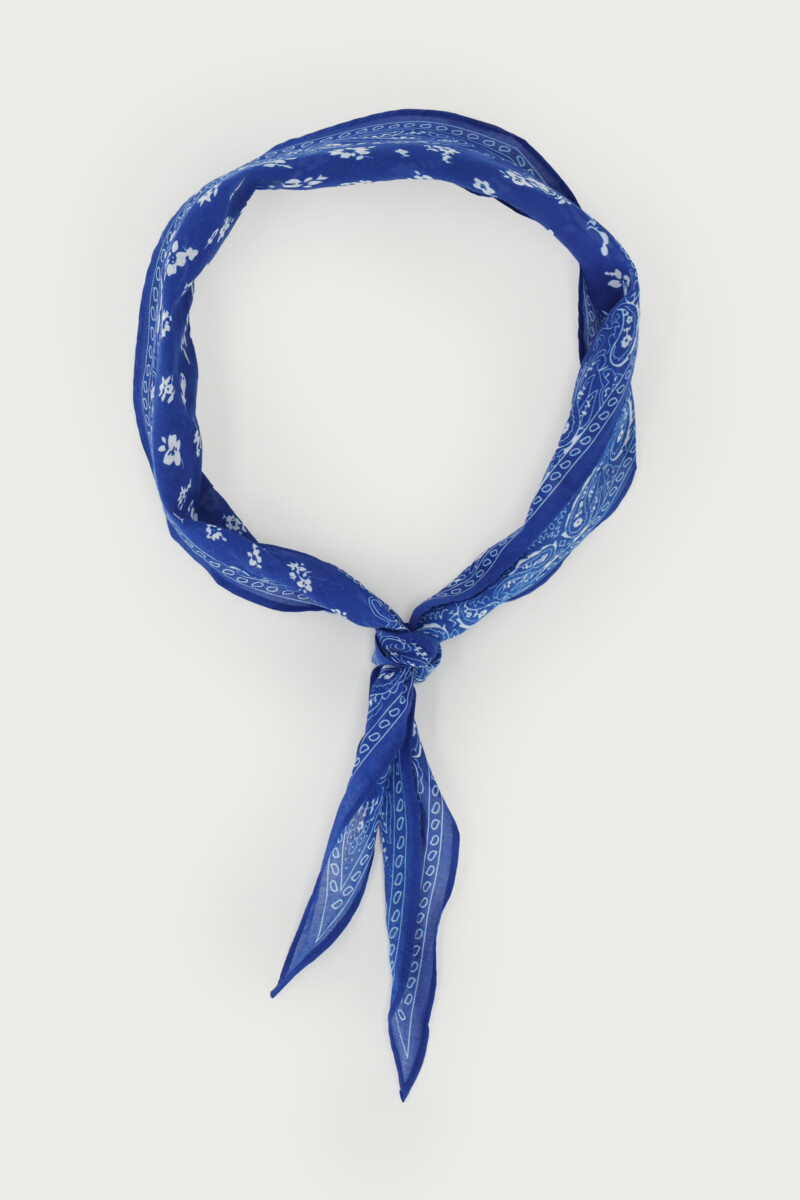 Blue scarf with bandana print | My Jewellery