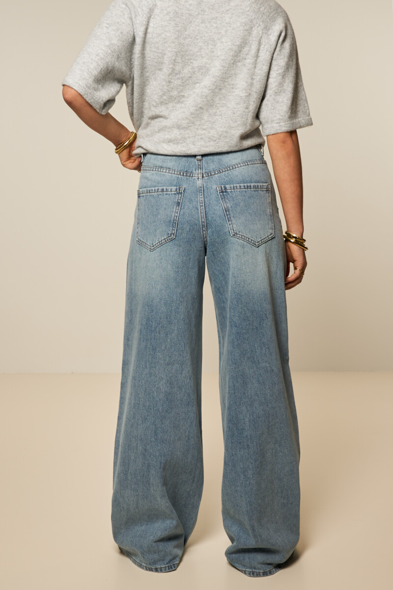 Blue wide leg jeans with faux pearls and rhinestones | My Jewellery