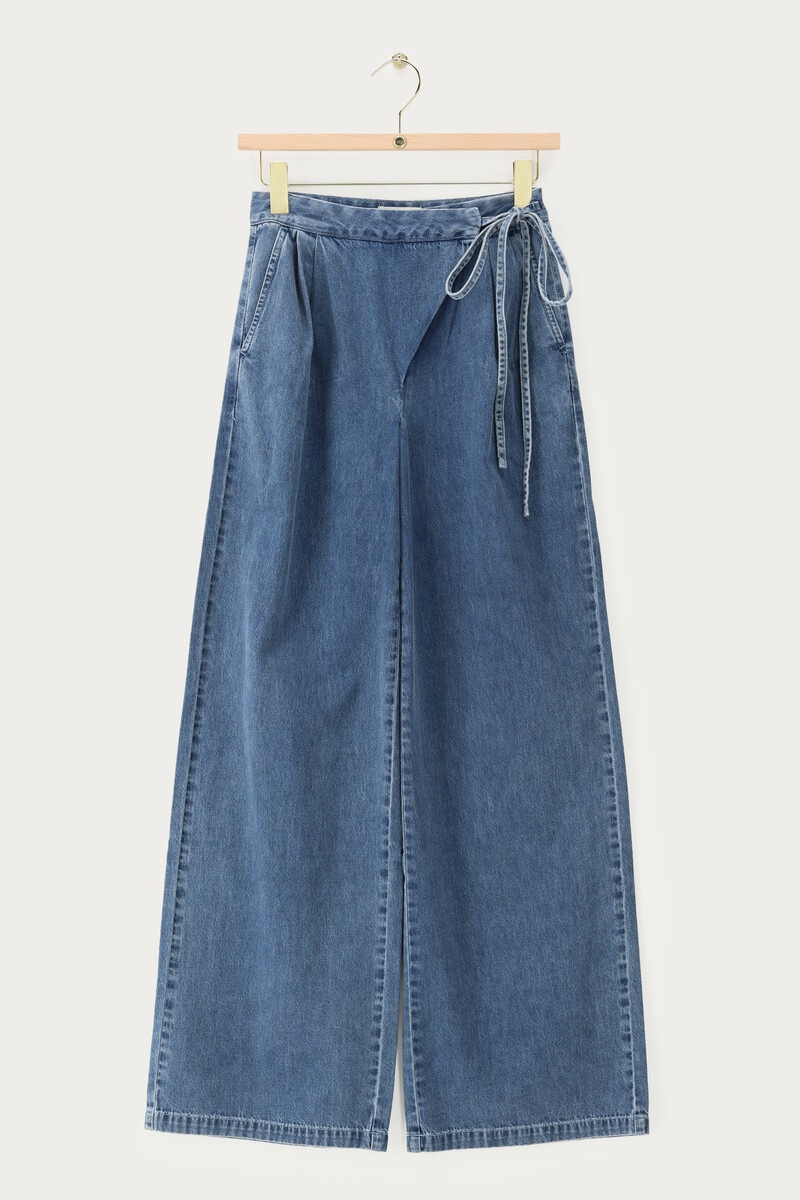 Blue wide leg jeans with wrap and bow detail | My Jewellery