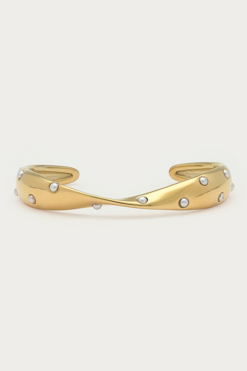Bold bangle met twist en imitatieparels
