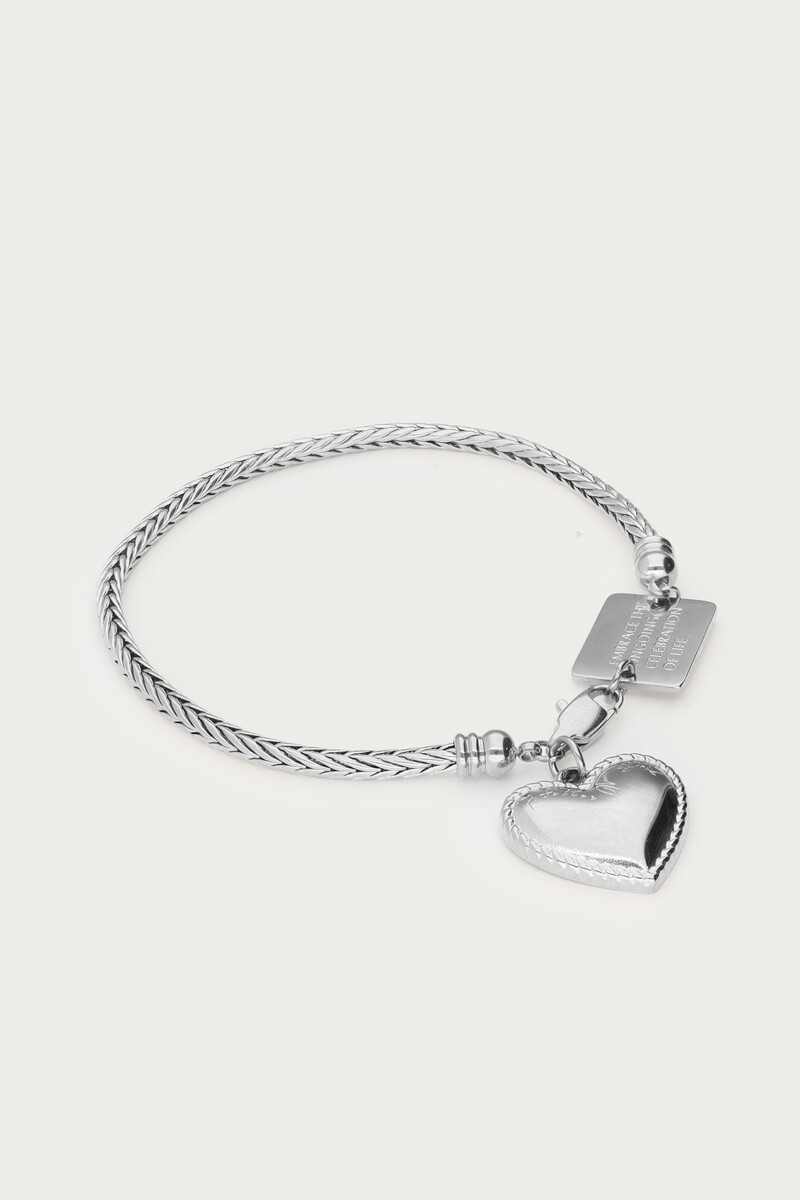 Bold bracelet with heart-shaped charm | My Jewellery