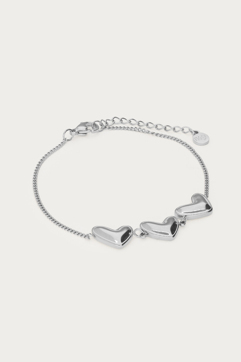 Bold bracelet with three hearts | My Jewellery