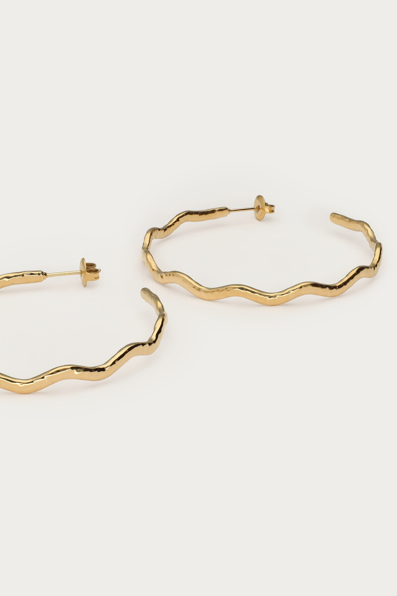 Bold hoop earrings with swirl | My Jewellery