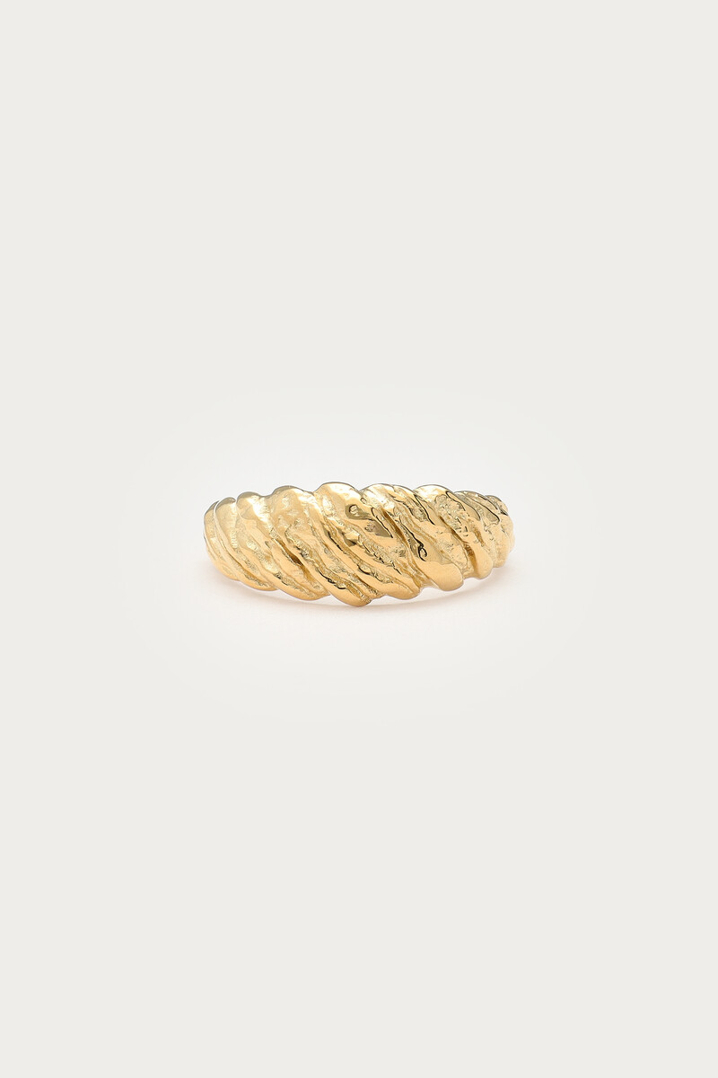 Bold ring croissant 'hammered'