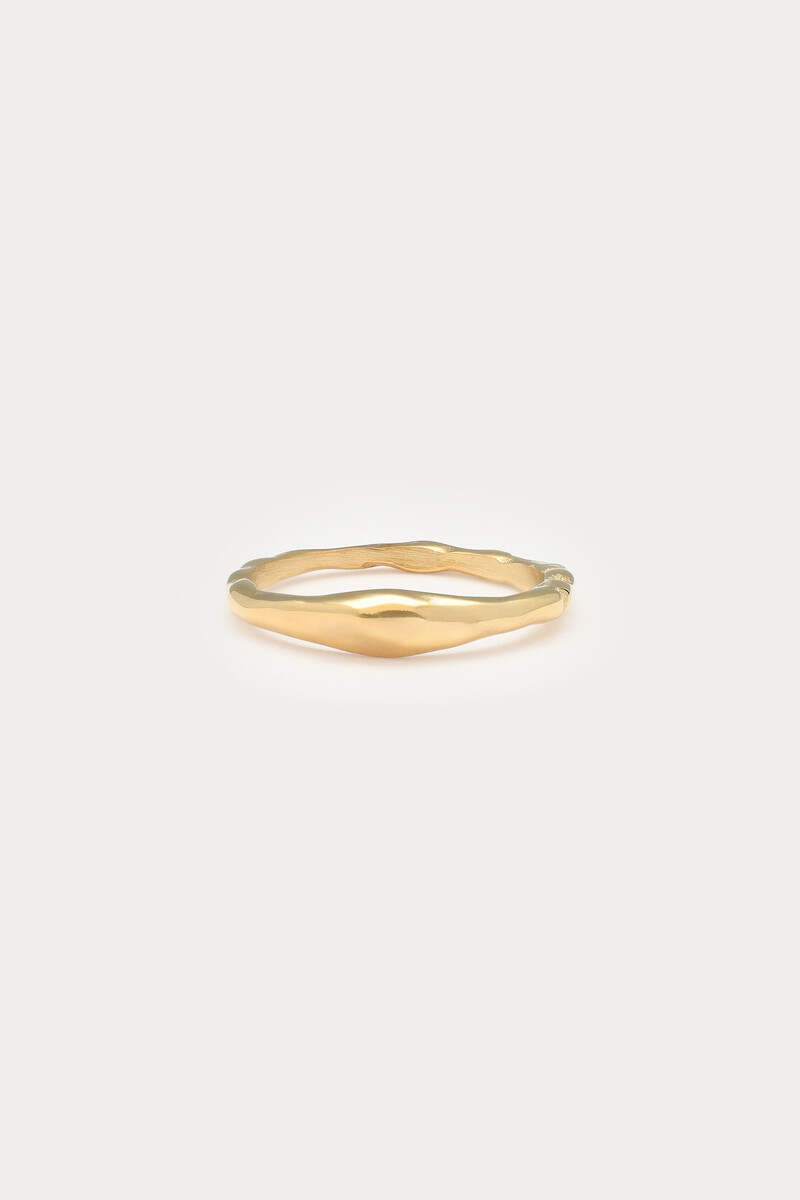 Bold ring organic 'hammered'